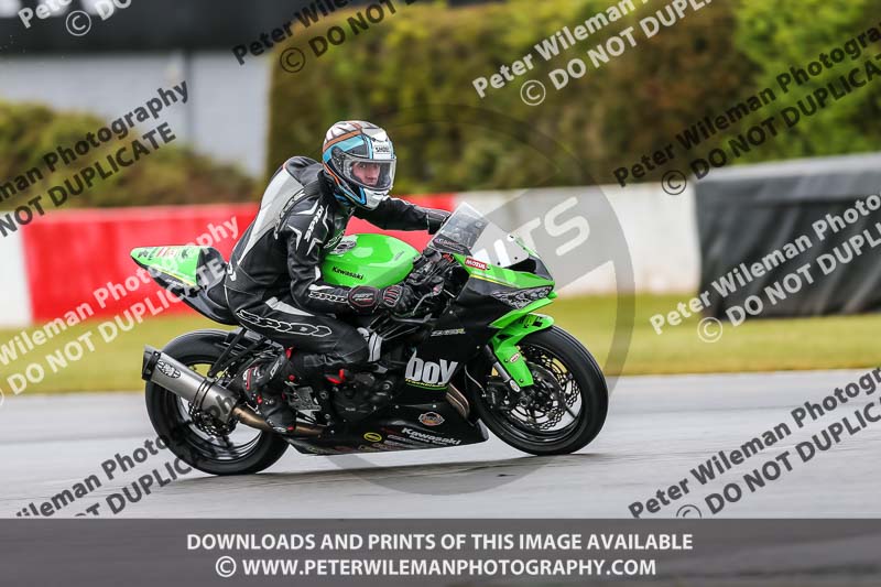 PJM Photography;donington no limits trackday;donington park photographs;donington trackday photographs;no limits trackdays;peter wileman photography;trackday digital images;trackday photos